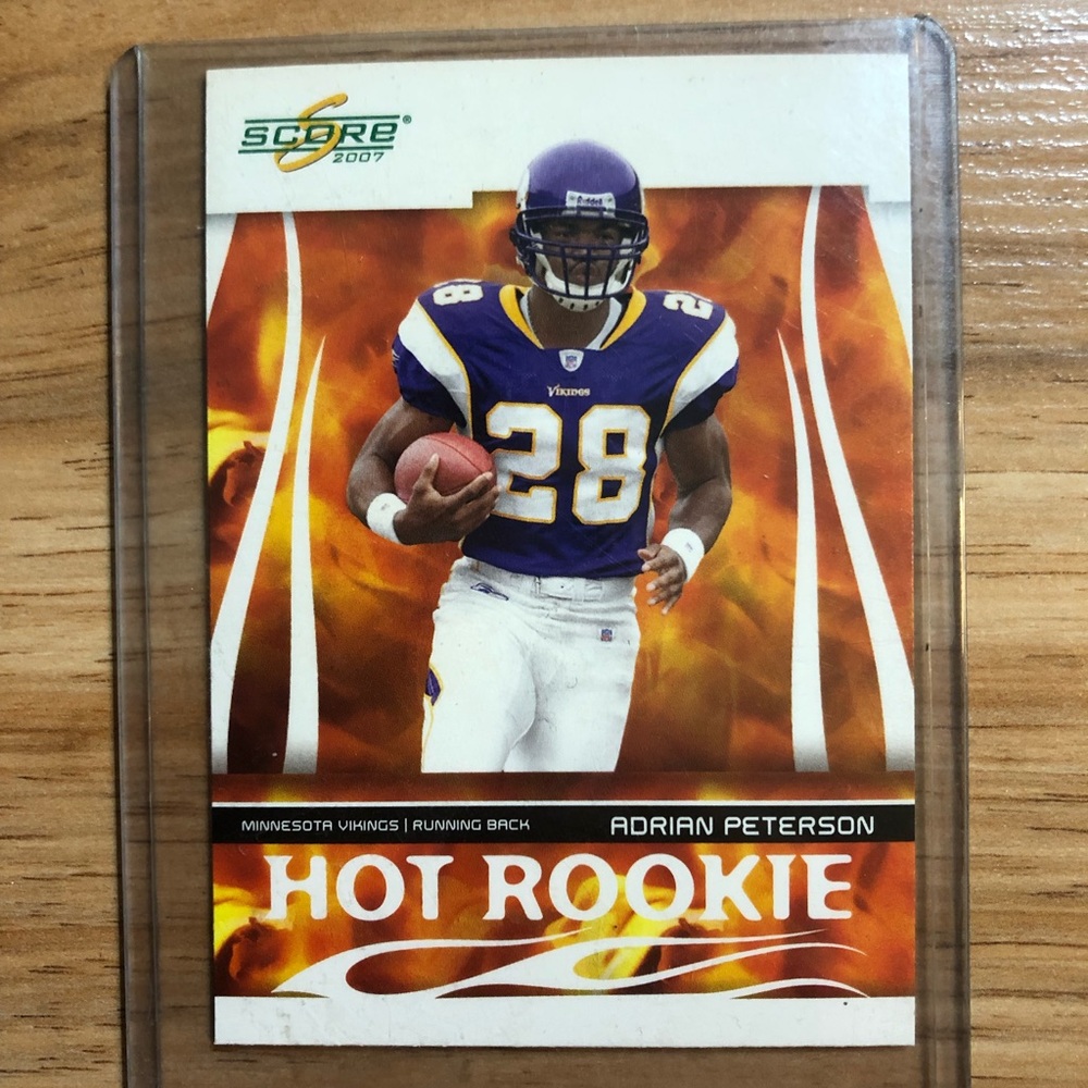 Adrian Peterson Rookie Card Score 2007 Hot NFL HR-3 Minnesota Vikings Running AP